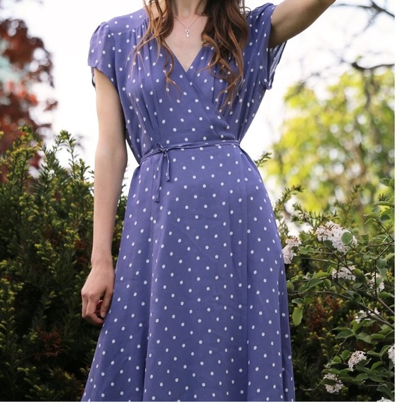 Reformation wrap dress - Picture 3 of 4